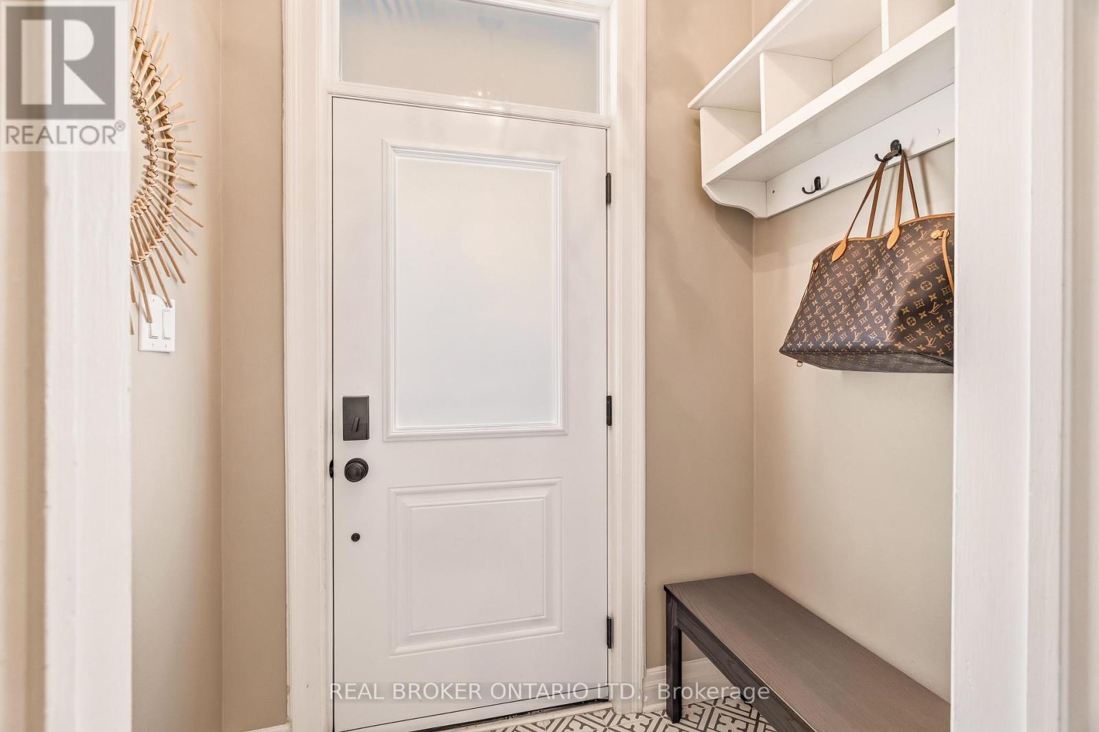 417 DALY AVENUE - Image 6