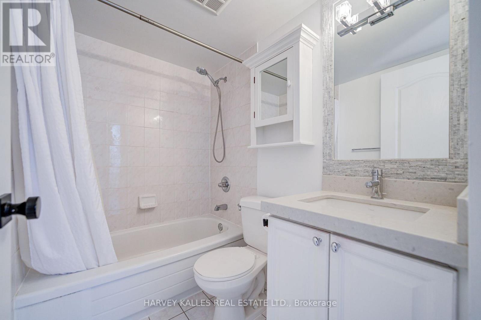 #910 5 ROSEHILL AVENUE - 22
