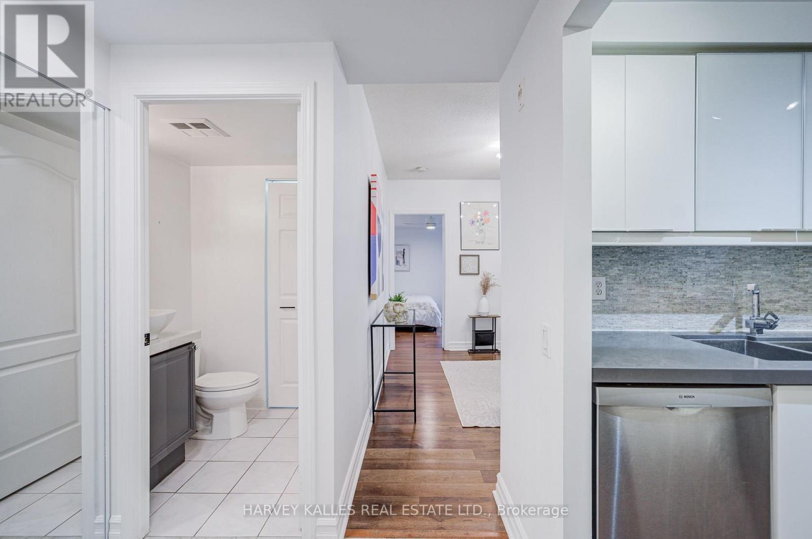 #910 5 ROSEHILL AVENUE - 5