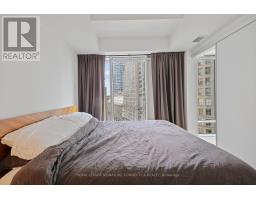 808 - 8 The Esplanade, Toronto, ON M5E0A6 Photo 19