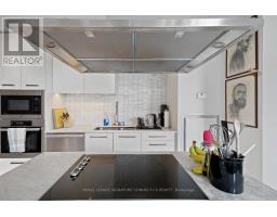808 - 8 The Esplanade, Toronto, ON M5E0A6 Photo 9