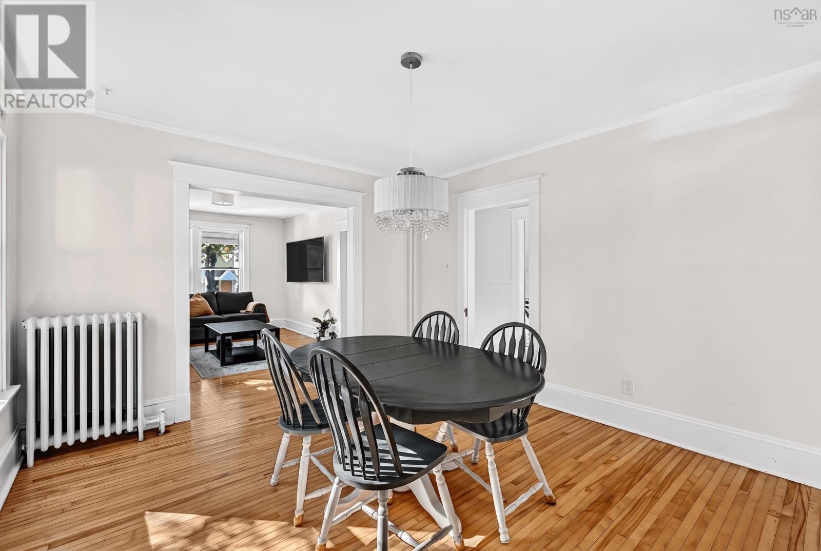 6195/6197 Cedar Street - 11
