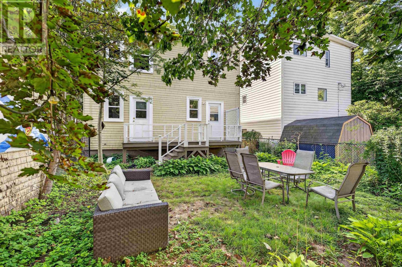 6195/6197 Cedar Street - Image 40