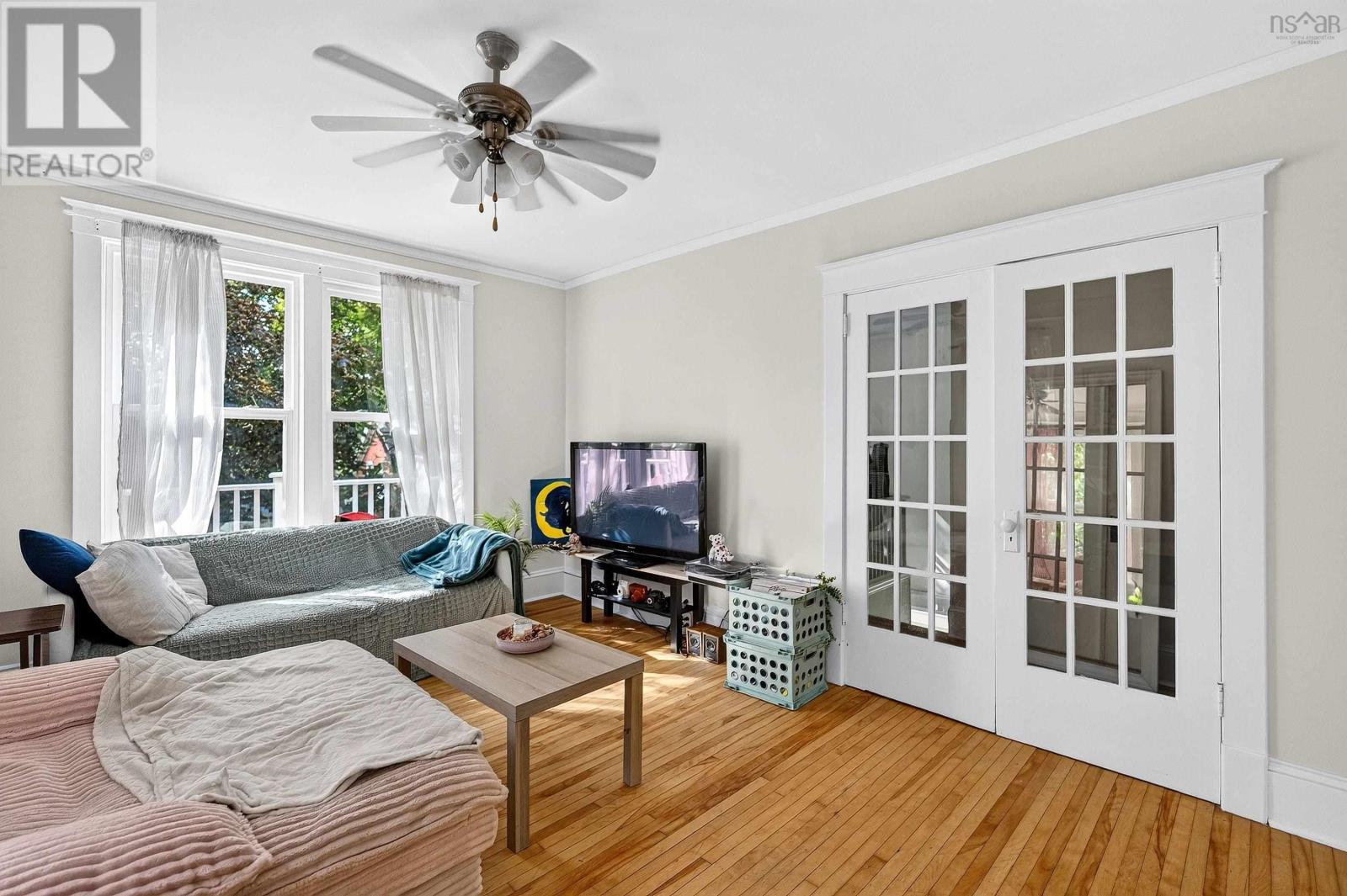 6195/6197 Cedar Street - 26