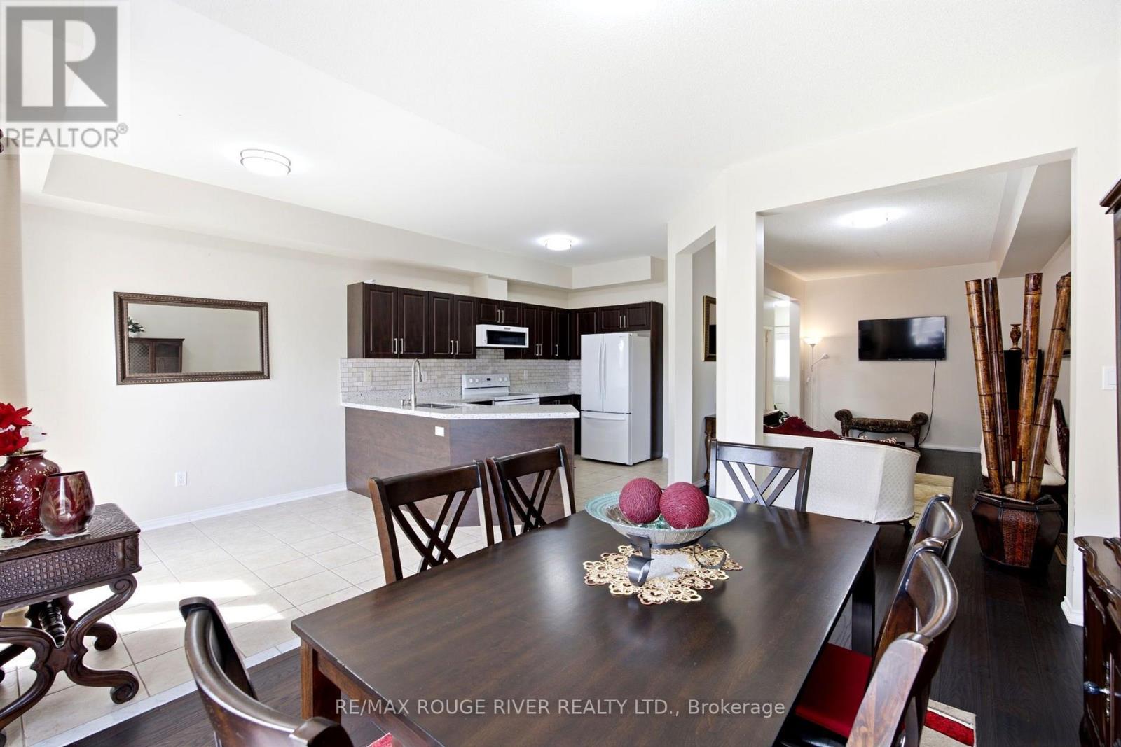 37 MICHAELMAN ROAD - Image 13