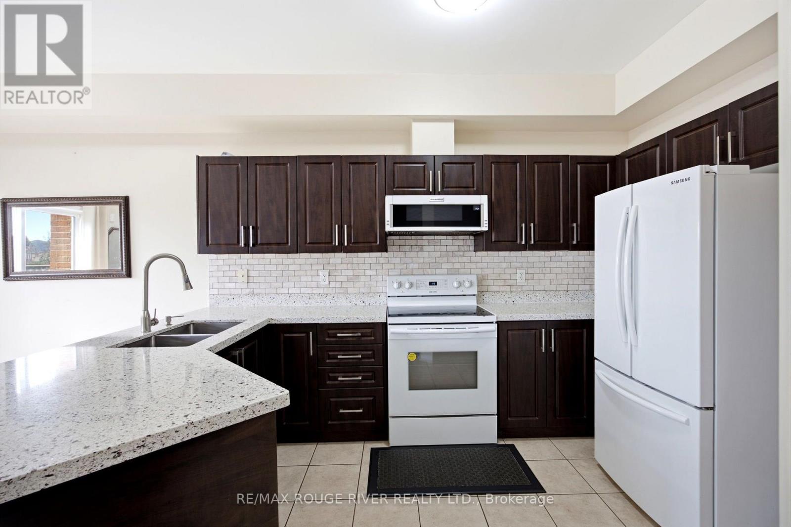 37 MICHAELMAN ROAD - 15