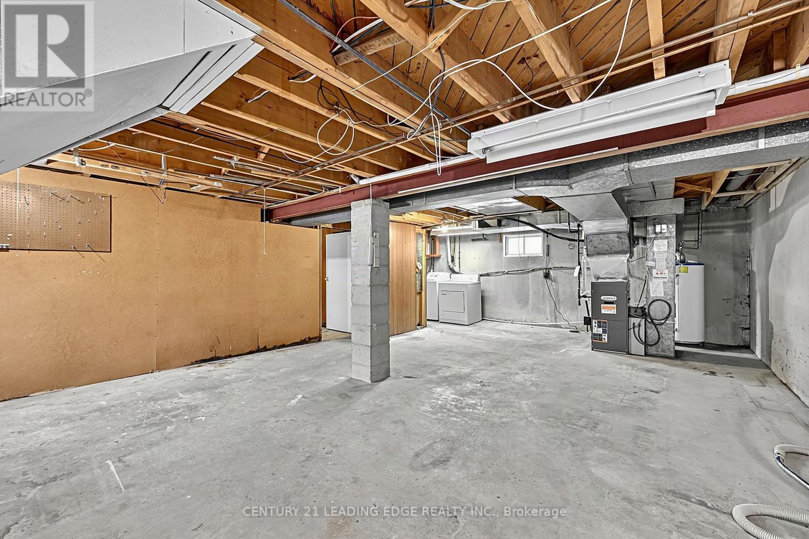 18 ROMULUS DRIVE - Image 30