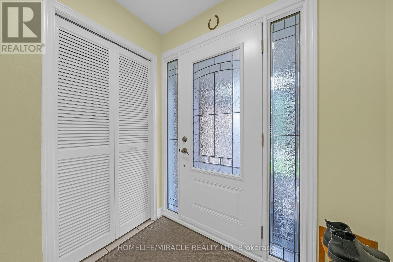28 ROOKSNEST TRAIL - 11