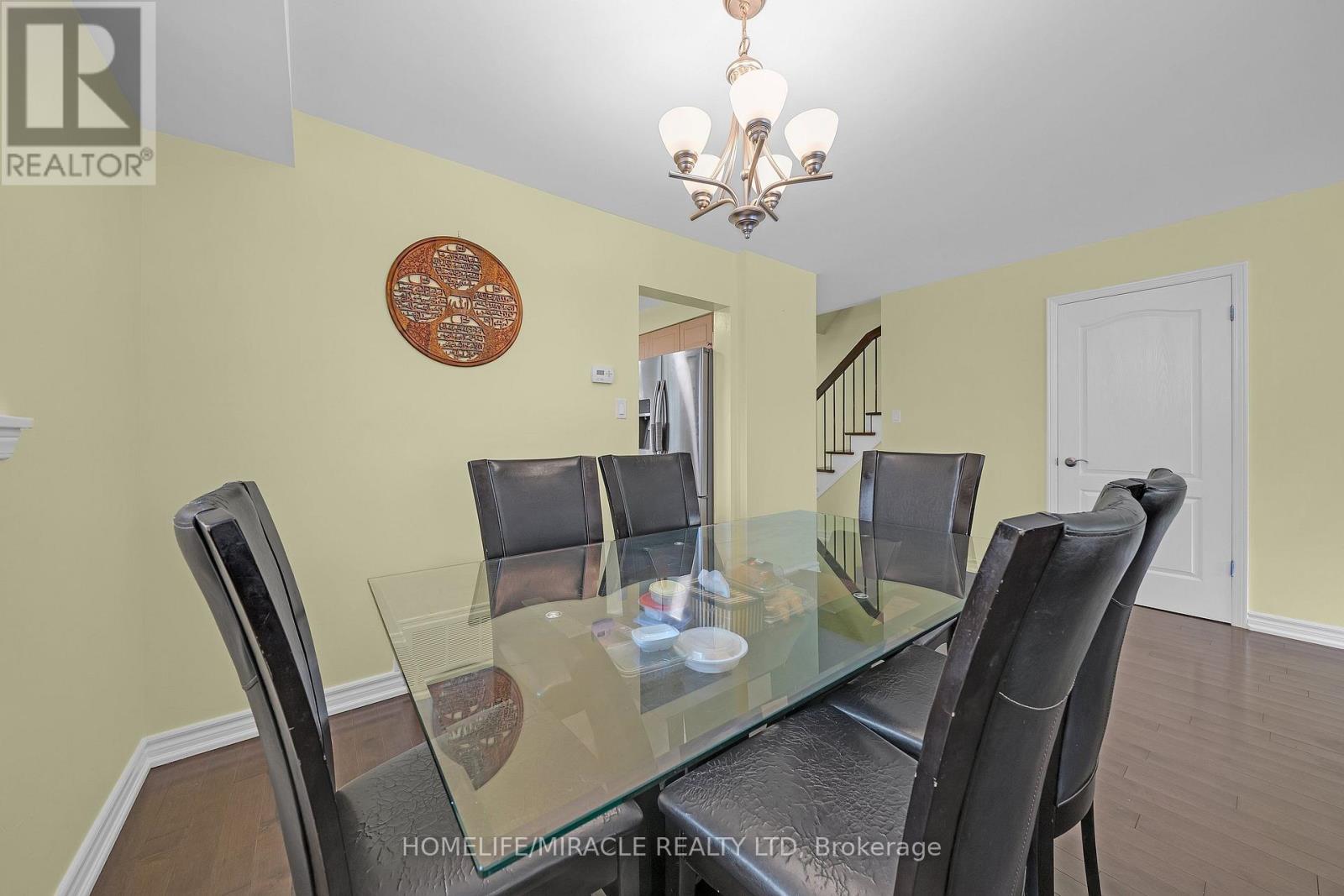 28 ROOKSNEST TRAIL - 21