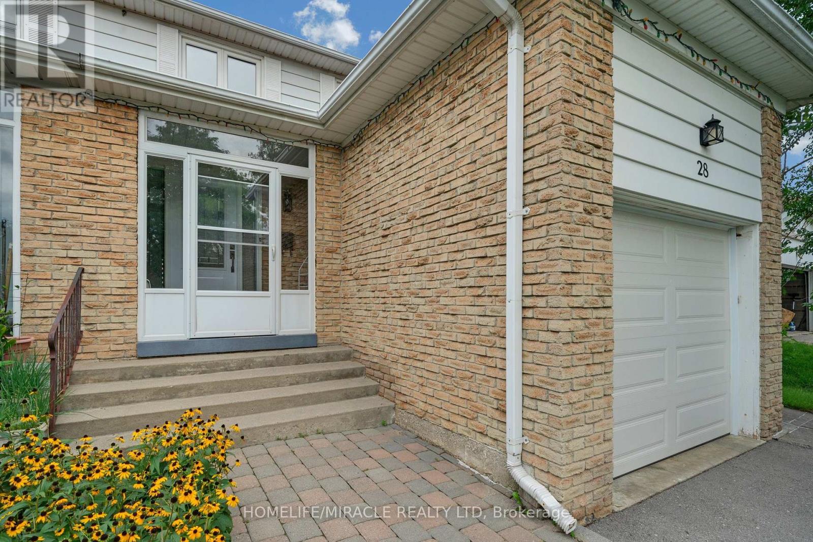 28 ROOKSNEST TRAIL - 8