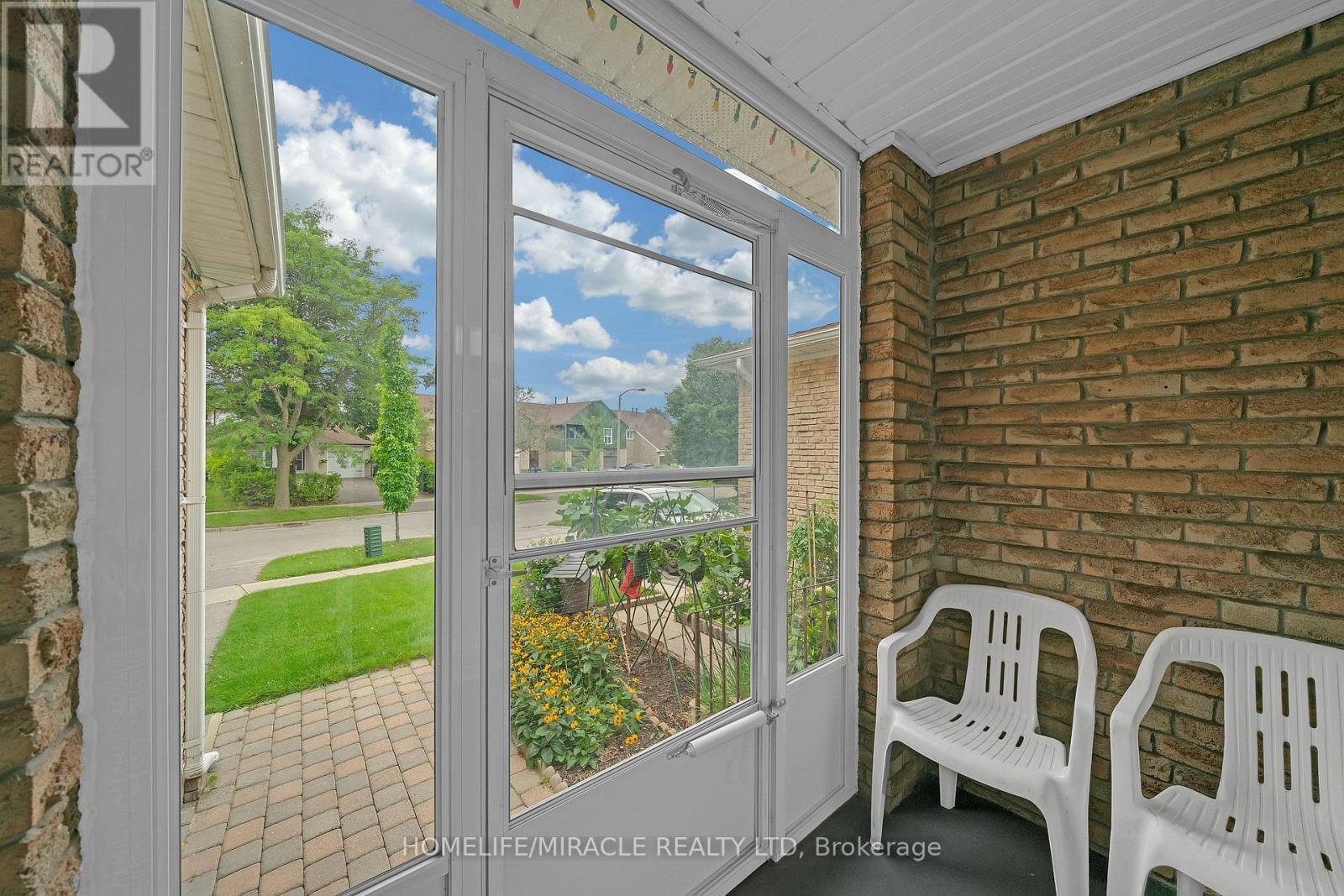 28 ROOKSNEST TRAIL - 9