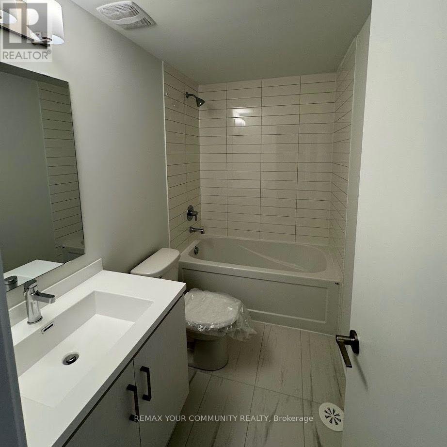 130 - 11 ALMOND BLOSSOM MEWS, Vaughan (Vaughan Corporate Centre) — photo 8