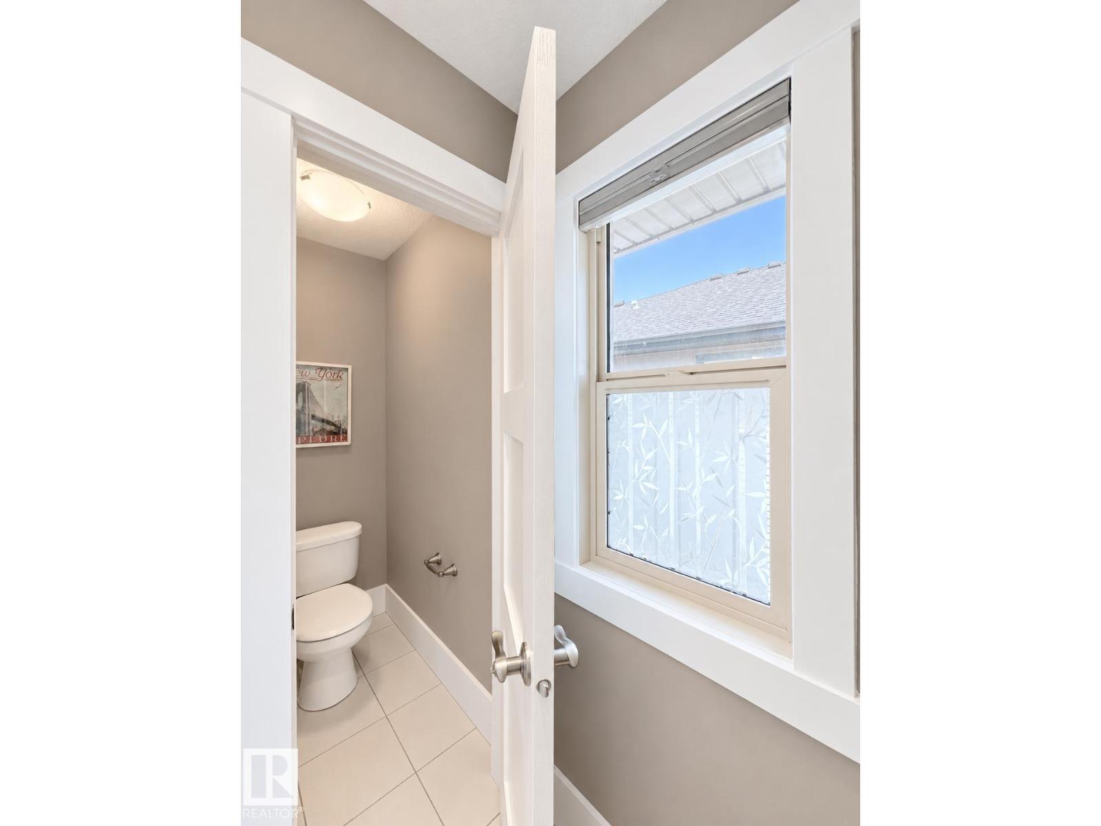 1330 AINSLIE WD SW - 35