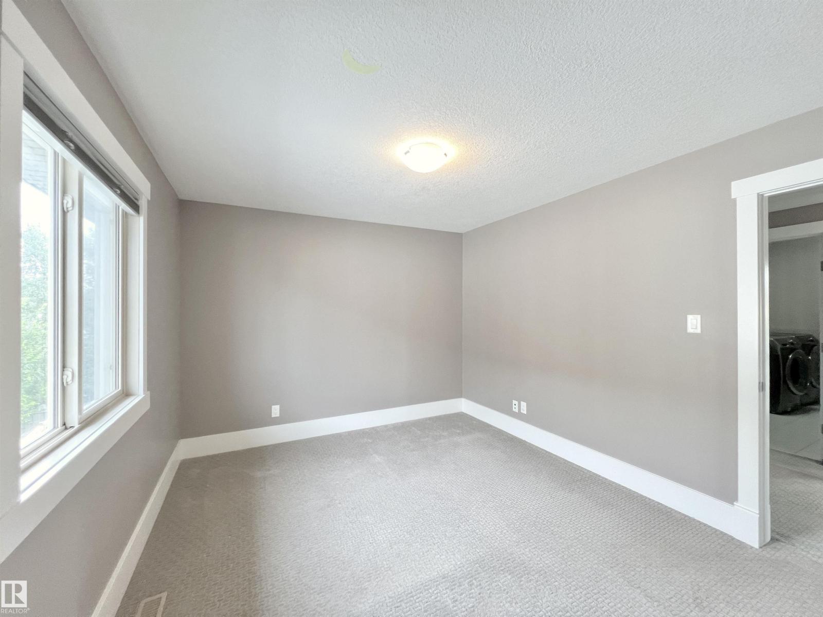 1330 AINSLIE WD SW - 39