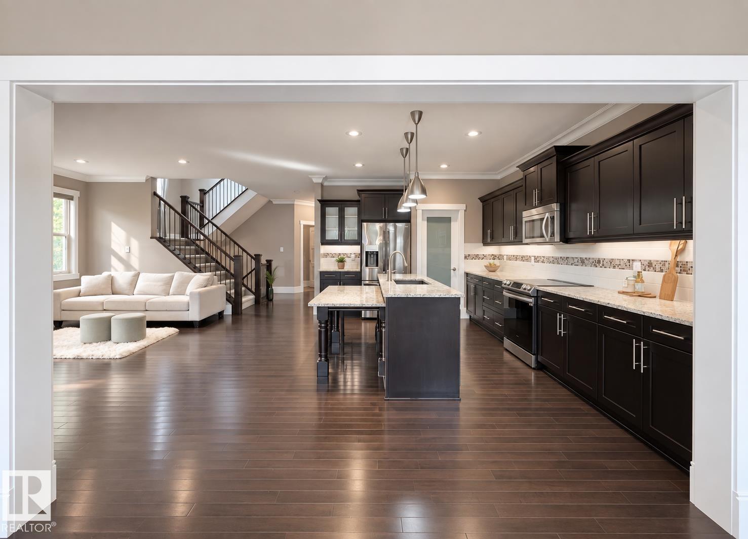 1330 AINSLIE WD SW - 7