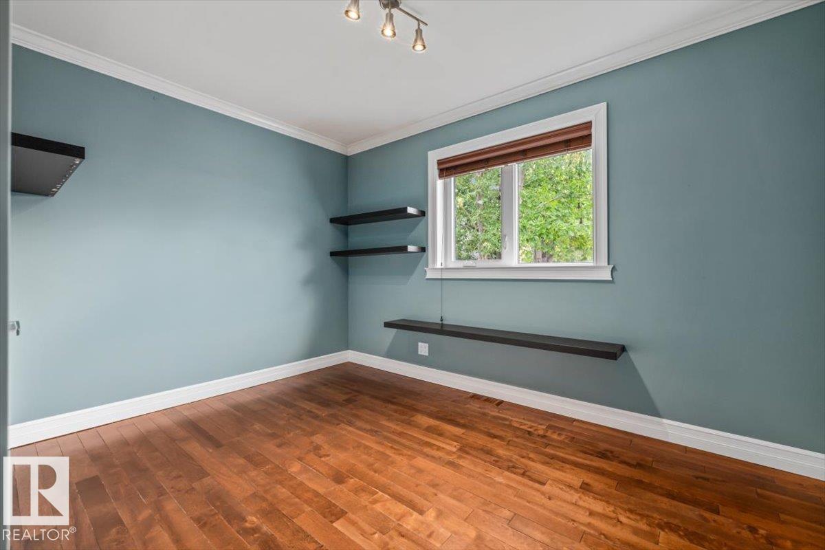 10994 165 ST NW - 18
