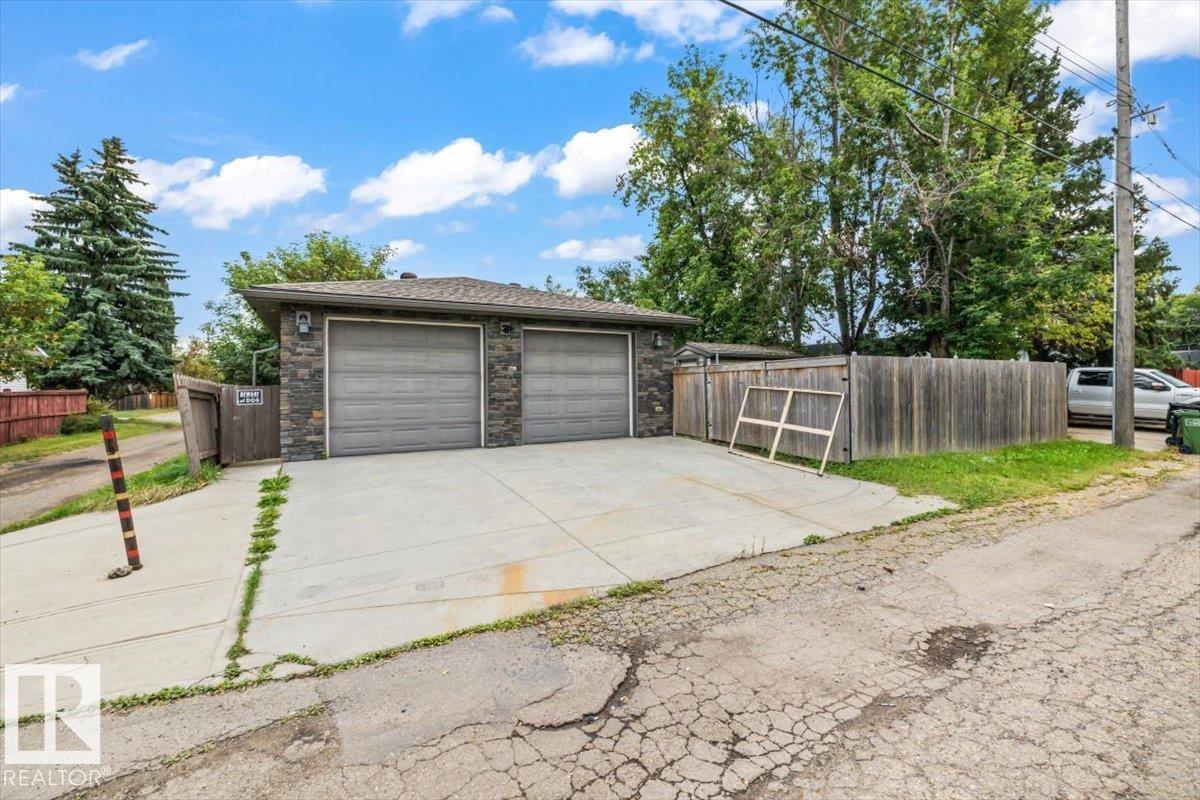 10994 165 ST NW - 41