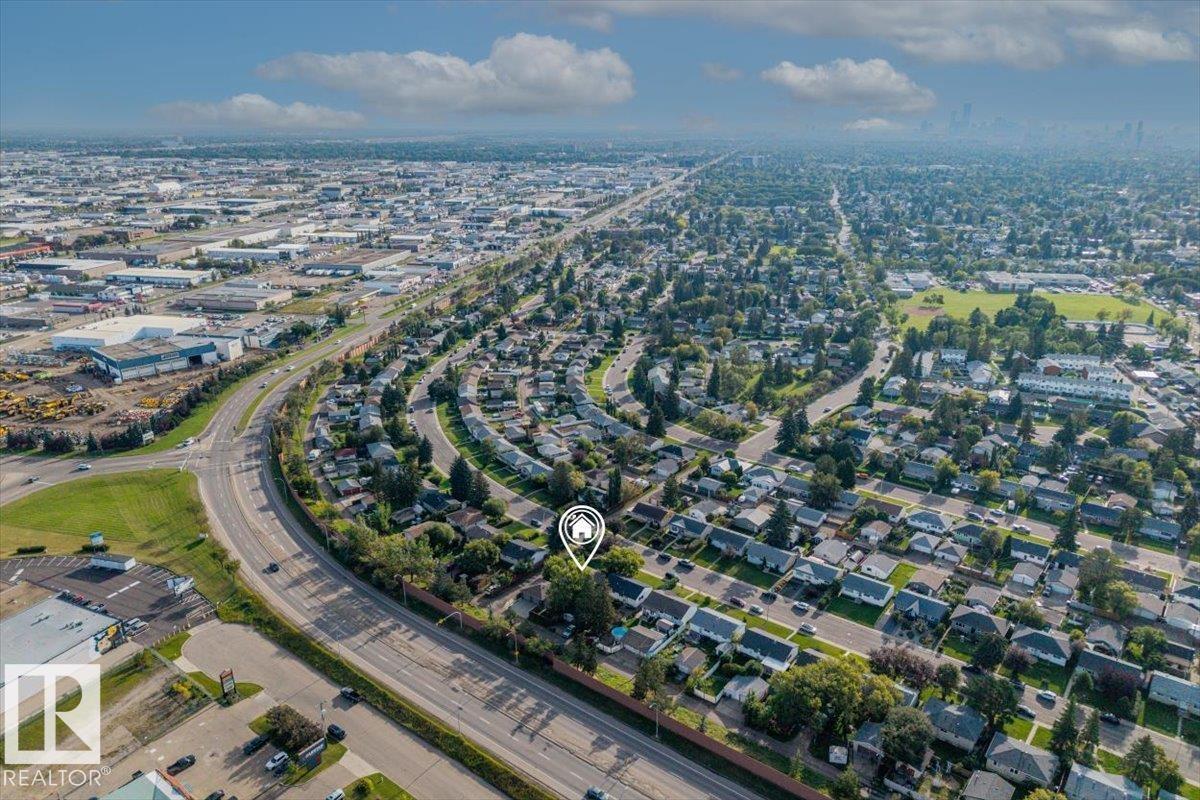 10994 165 ST NW - 47