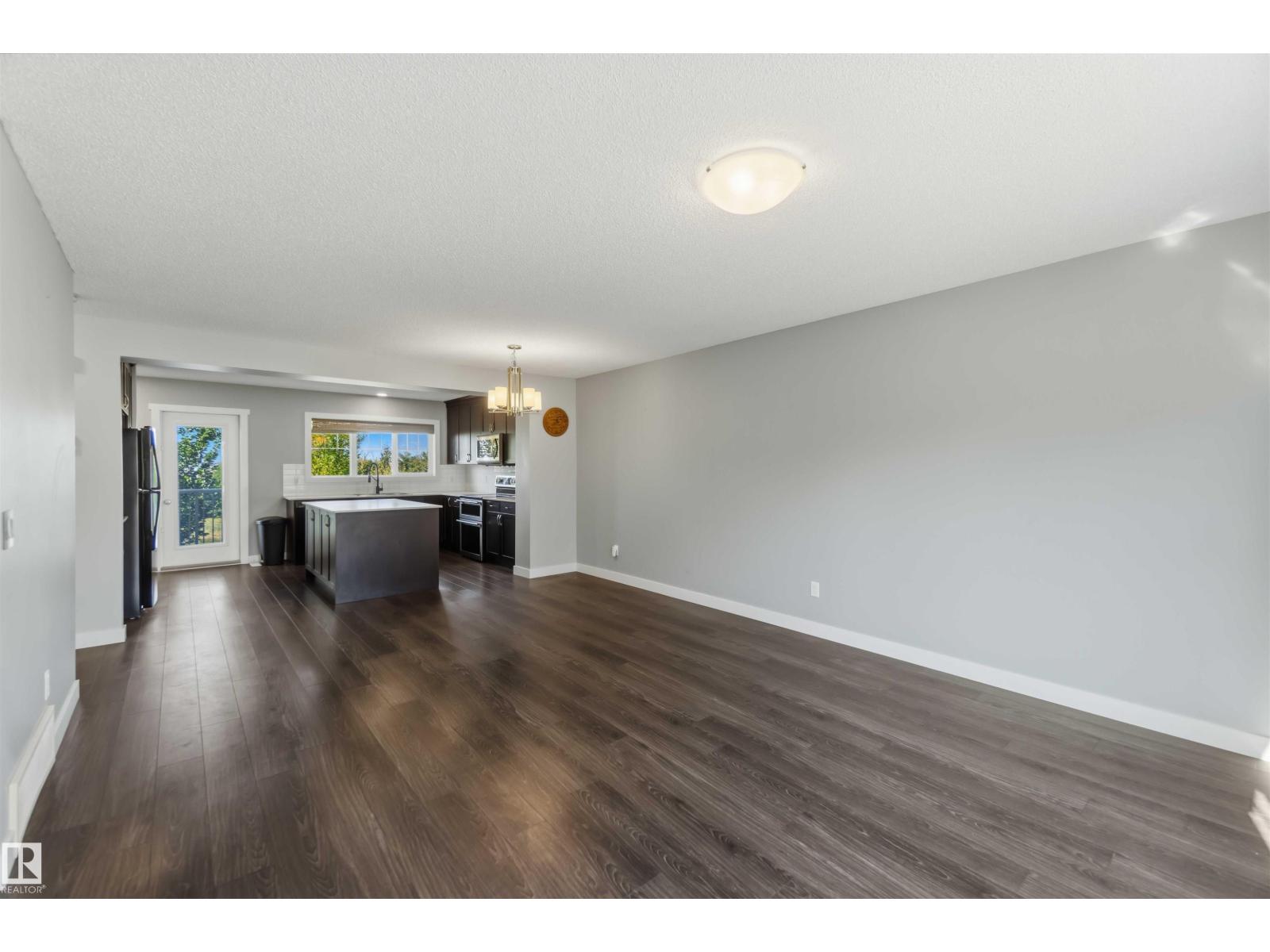 #27 17832 78 ST NW - 11