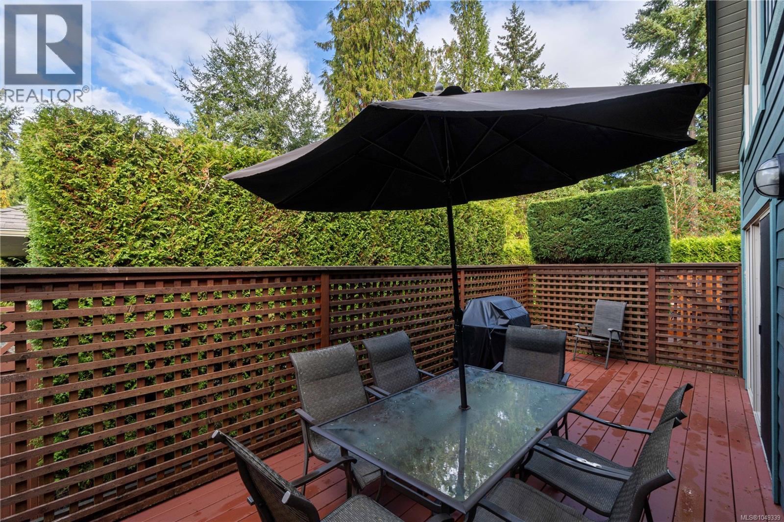 261 1130 Resort Dr, Parksville