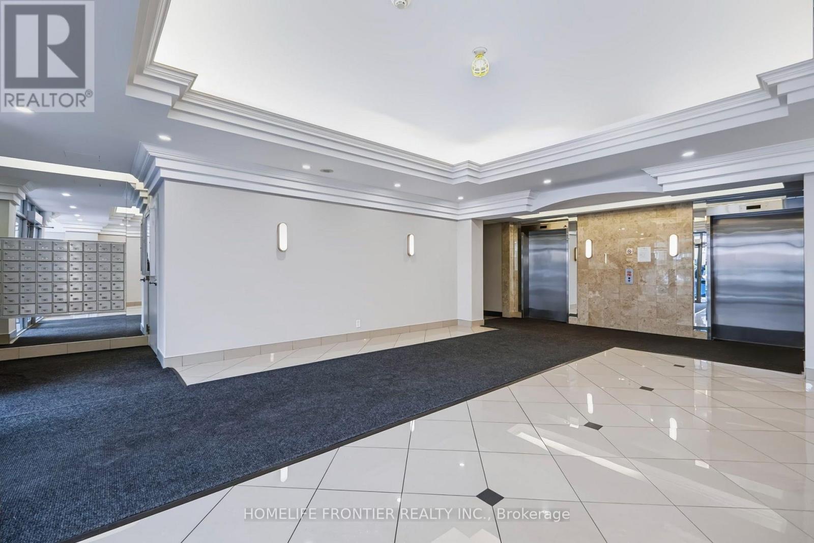 #610 745 NEW WESTMINSTER DRIVE - 33