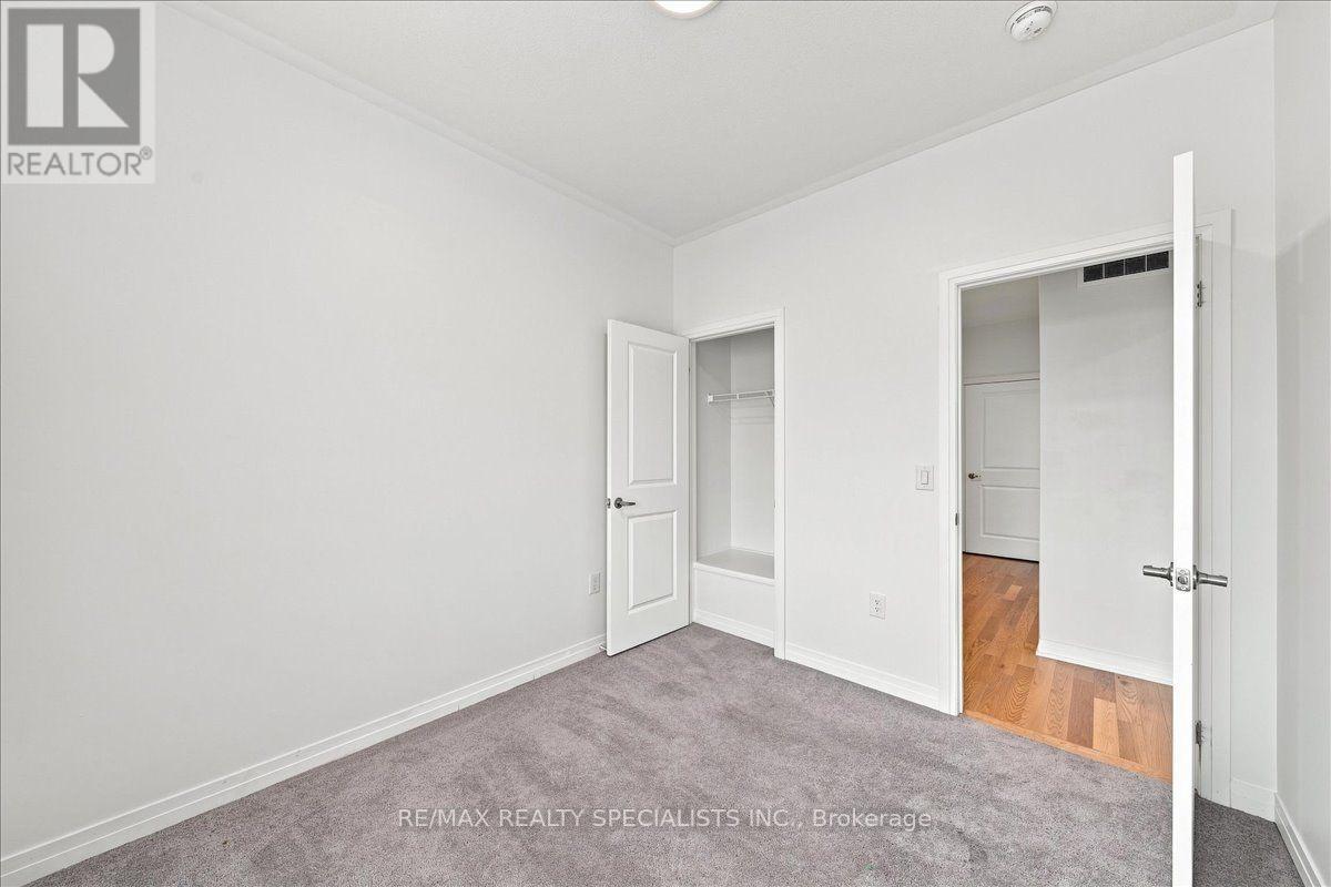 #13 220 DISSETTE STREET - Image 22
