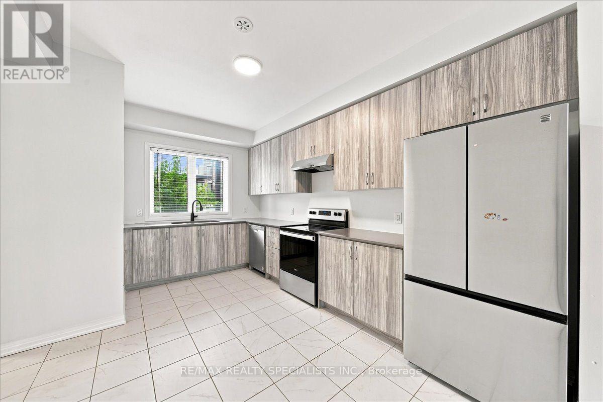 13 - 220 DISSETTE STREET, Bradford West Gwillimbury (Bradford) — photo 7