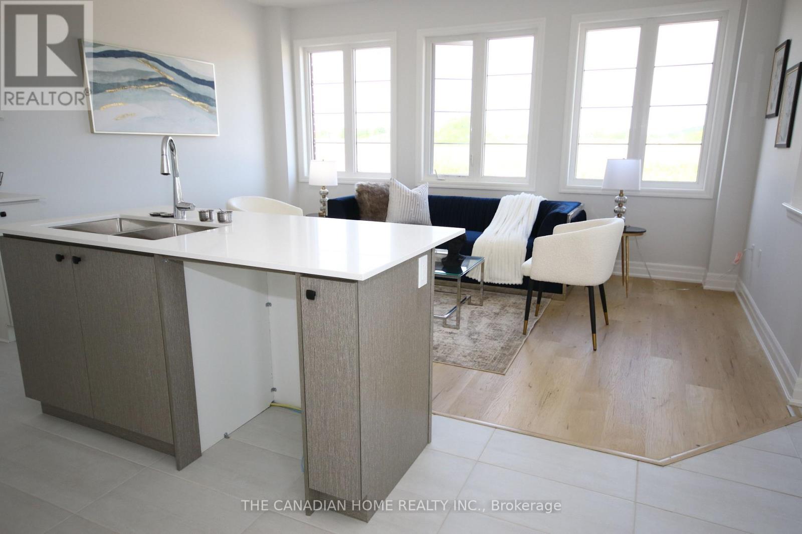131 UNION BLVD BOULEVARD, Wasaga Beach — photo 5