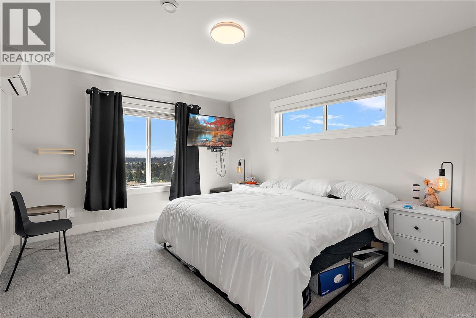 1157 Moonstone Loop - 15