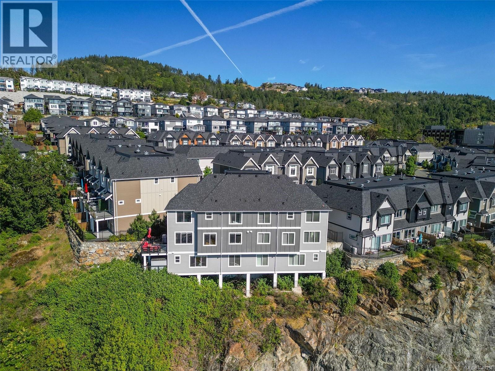 1157 Moonstone Loop, Langford