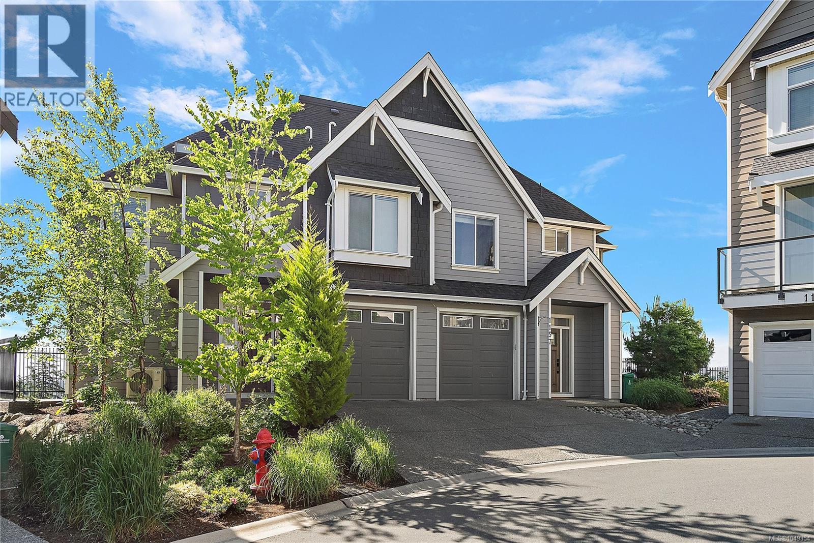 1157 Moonstone Loop - 34