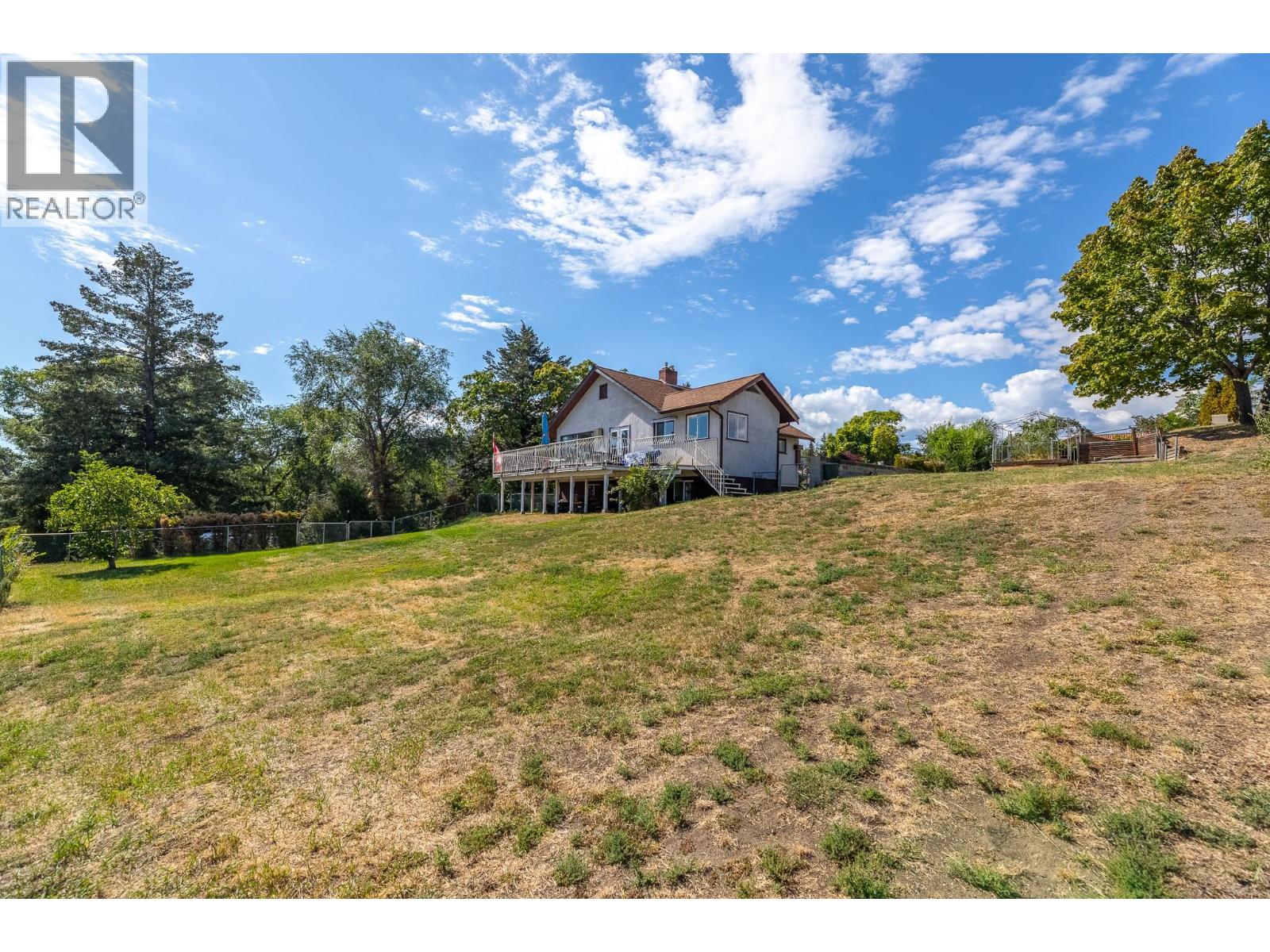 14602 Fisher Close, Summerland