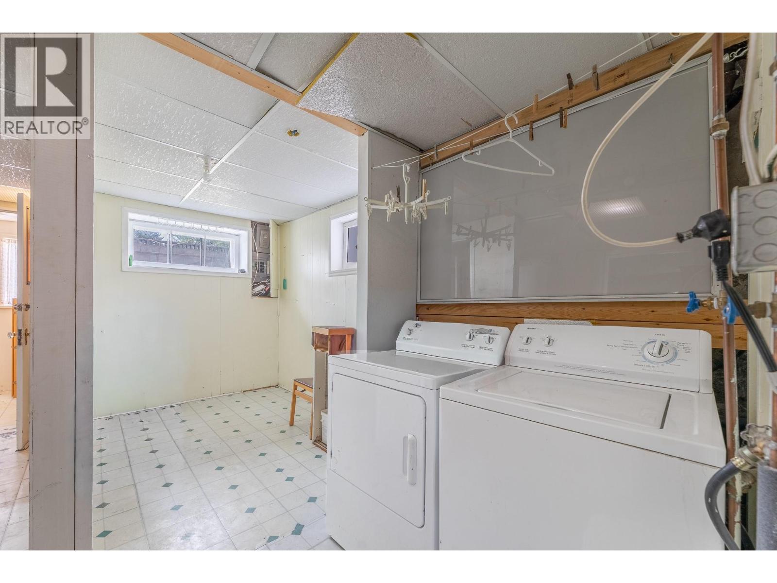 14602 Fisher Close, Summerland