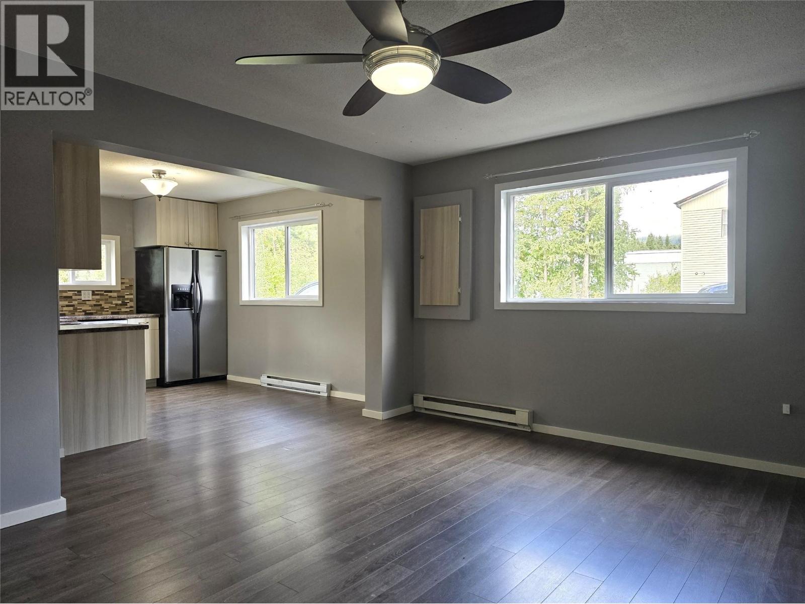 15 LODGE Drive - 30