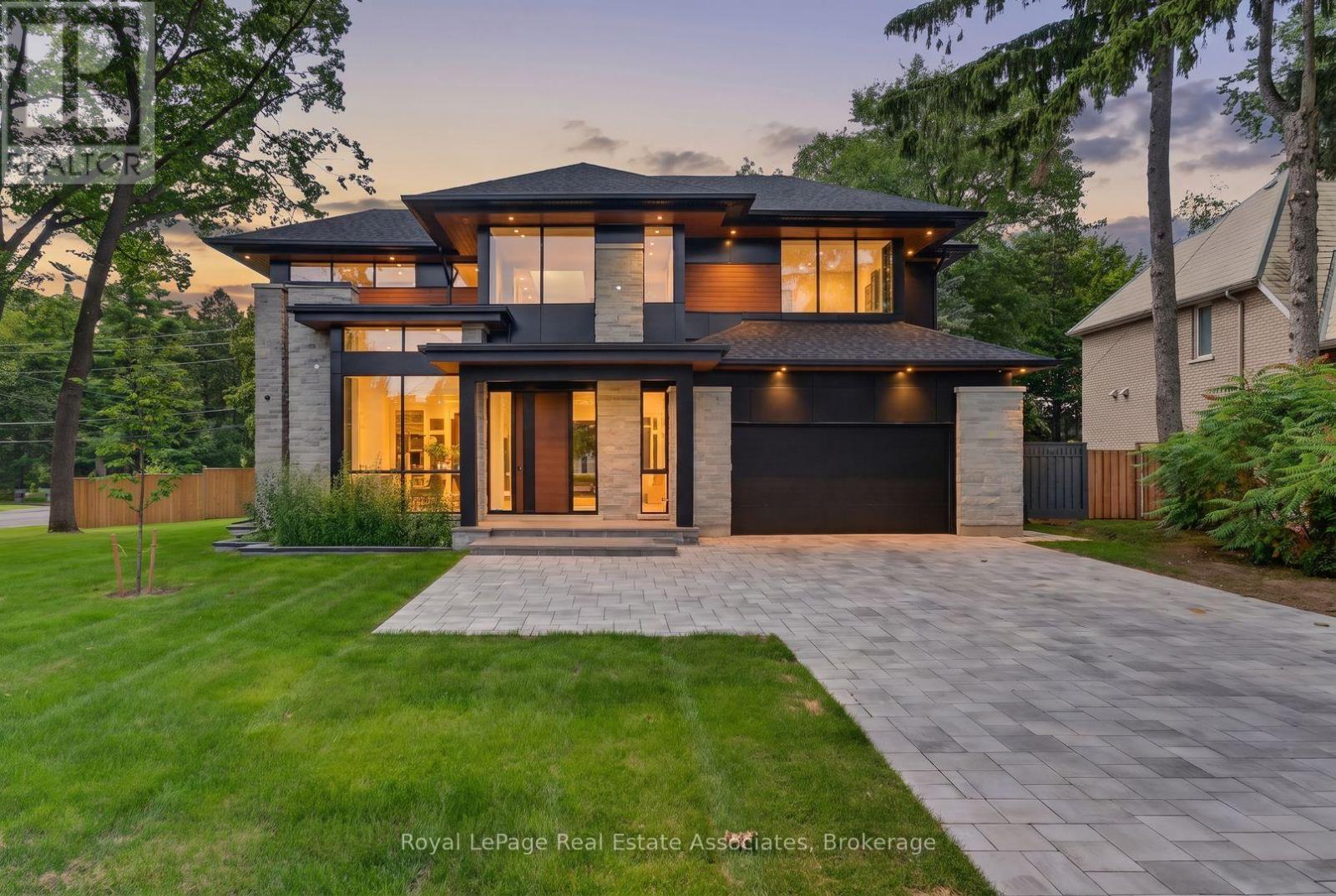 Photo of 1270 Birchview Drive