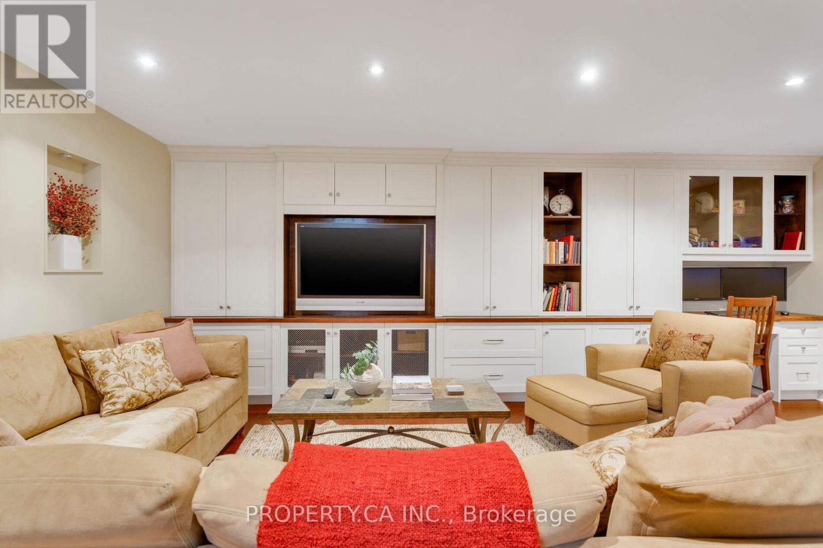 59 BRUMELL AVENUE - Image 38