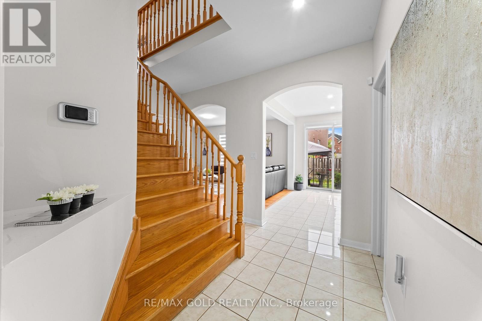 28 BOTTOMWOOD STREET - 12