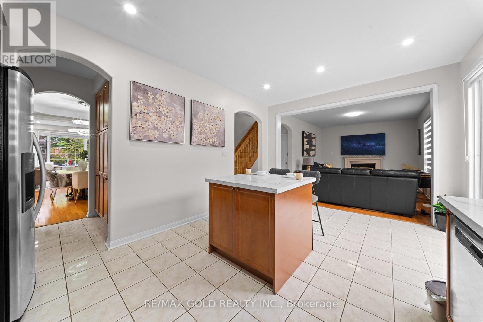 28 BOTTOMWOOD STREET - 19