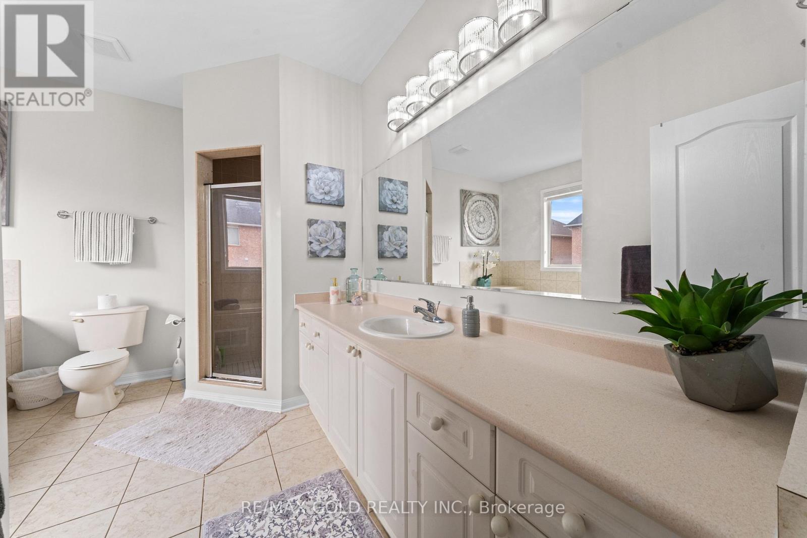 28 BOTTOMWOOD STREET - 28
