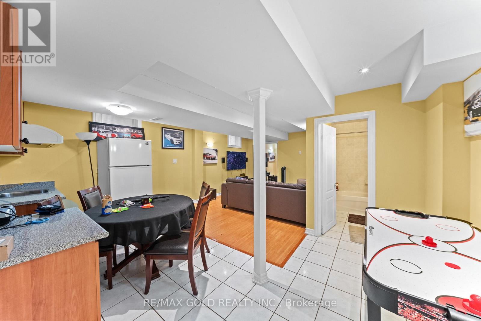 28 BOTTOMWOOD STREET - 39