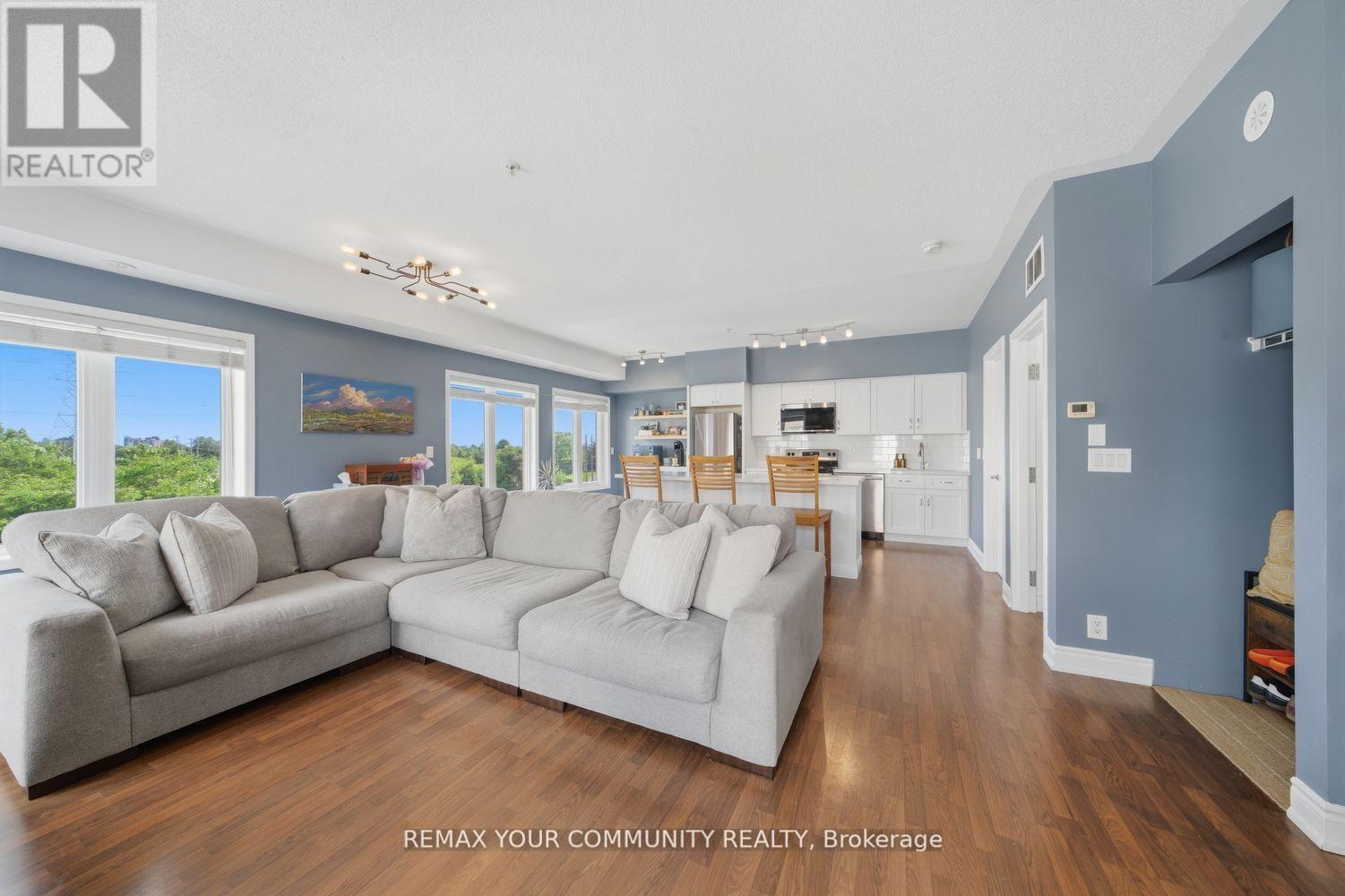 ##204 35 RICHGROVE DRIVE - 16