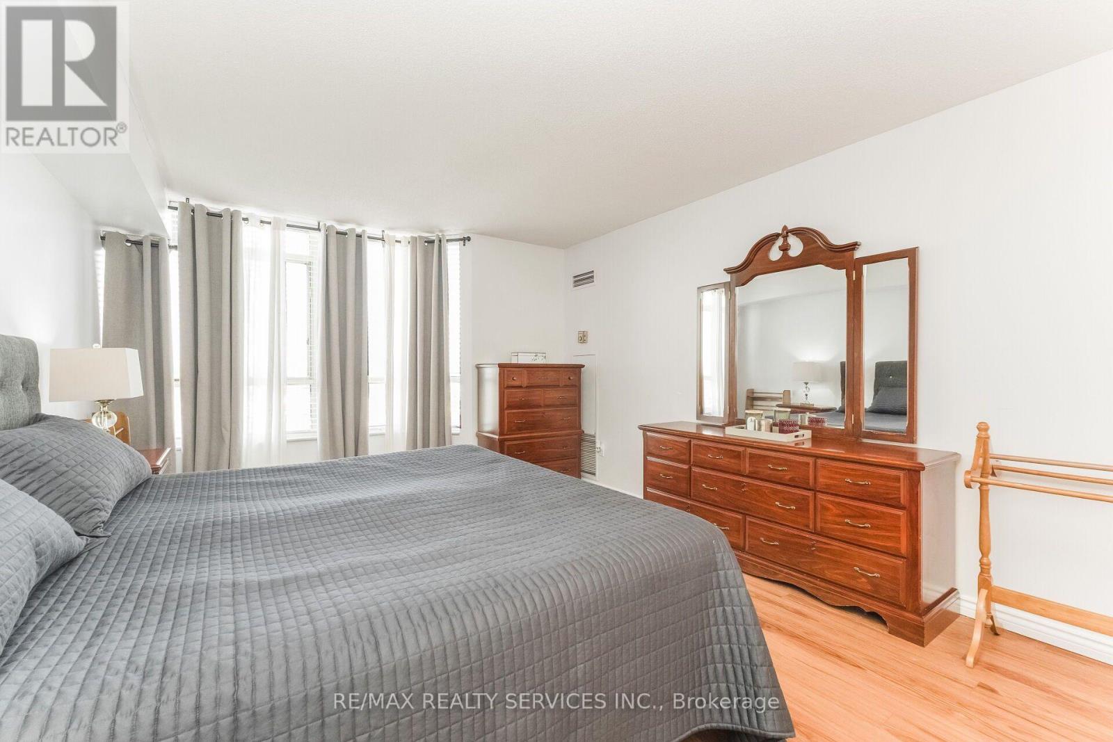 #1606 20 CHERRYTREE DRIVE - Image 29
