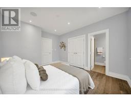 Primary Bedroom - 271 Oakhill Road, Mississauga, ON L5G2P8 Photo 13