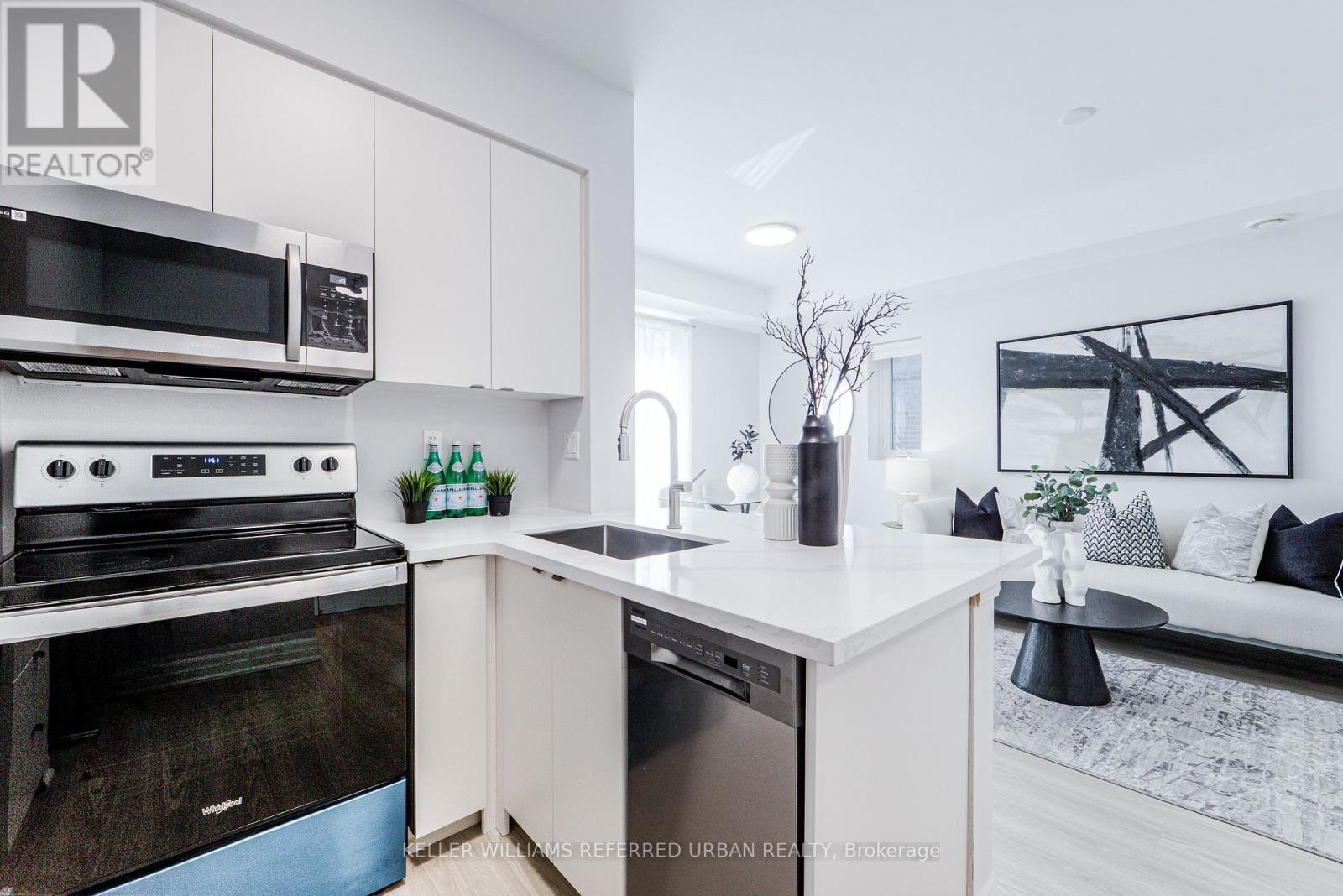 #802 370 WALLACE AVENUE - 15