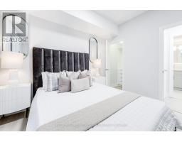 802 - 370 Wallace Avenue, Toronto, ON M6P3P2 Photo 17