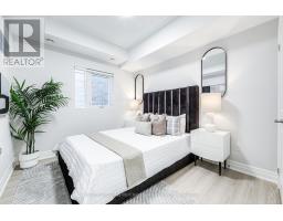 802 - 370 Wallace Avenue, Toronto, ON M6P3P2 Photo 18