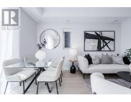 802 - 370 Wallace Avenue, Toronto, ON M6P3P2 Photo 6