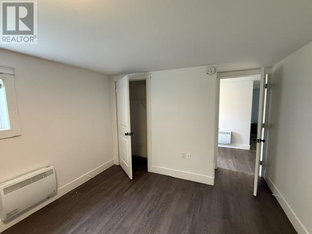 130 WALKER Avenue - 14