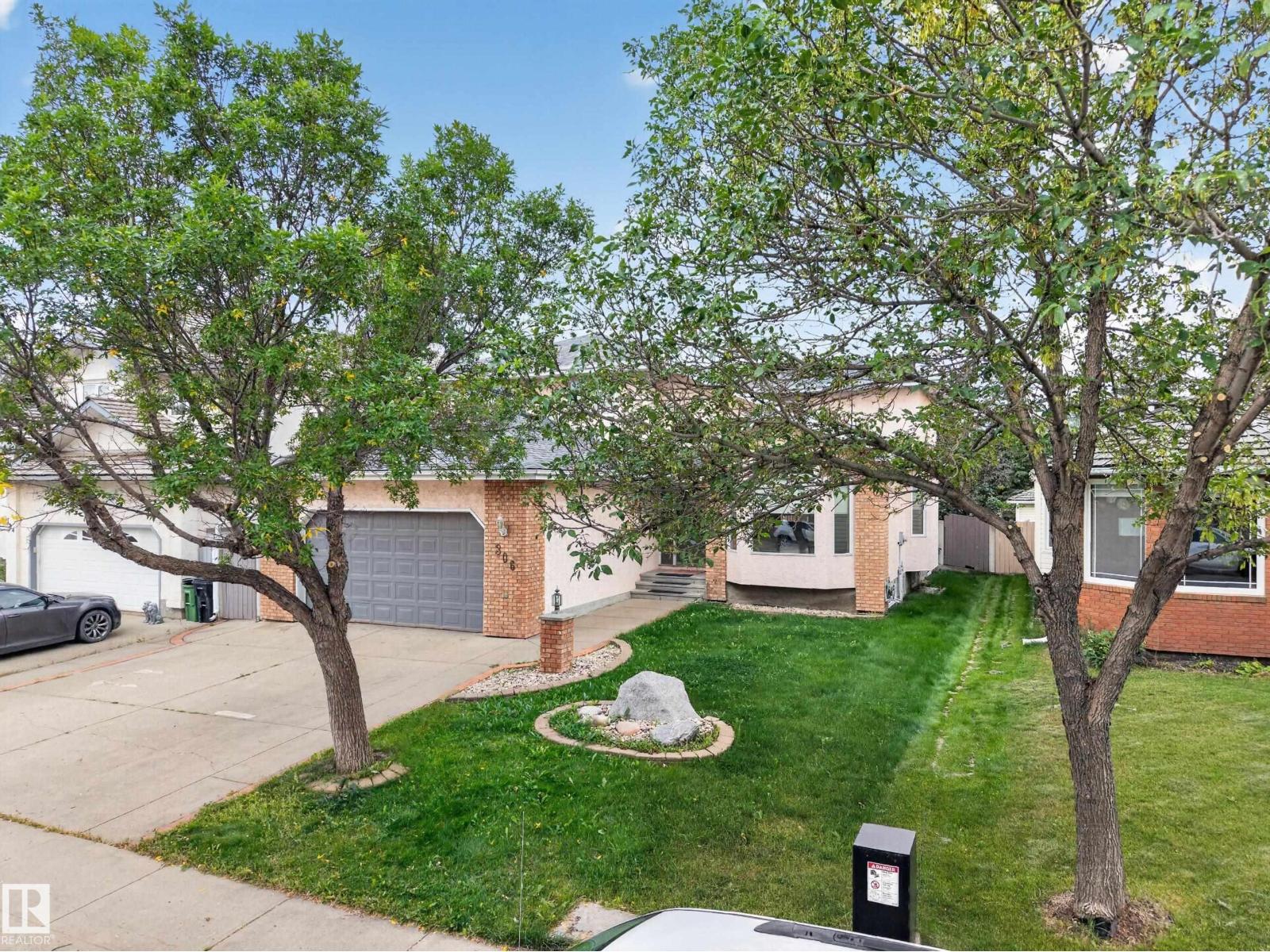 306 TWIN BROOKS DR NW, Edmonton — photo 2