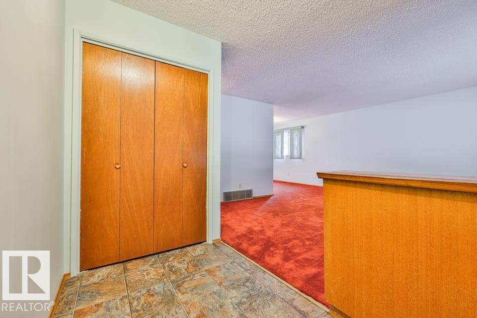 1046 Strathcona DR - 3